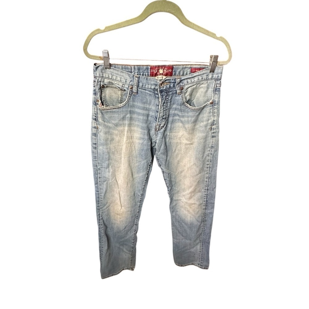 Lucky Brand 32X32 style 221 straight Men's Faded Blue jeans